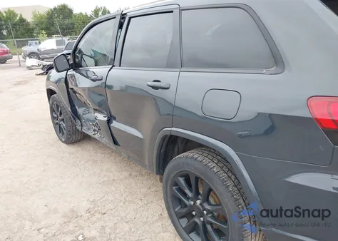 2017 Jeep Grand Cherokee Altitude 4X4 из США, поврежденный, VIN 1C4RJFAG3HC744897